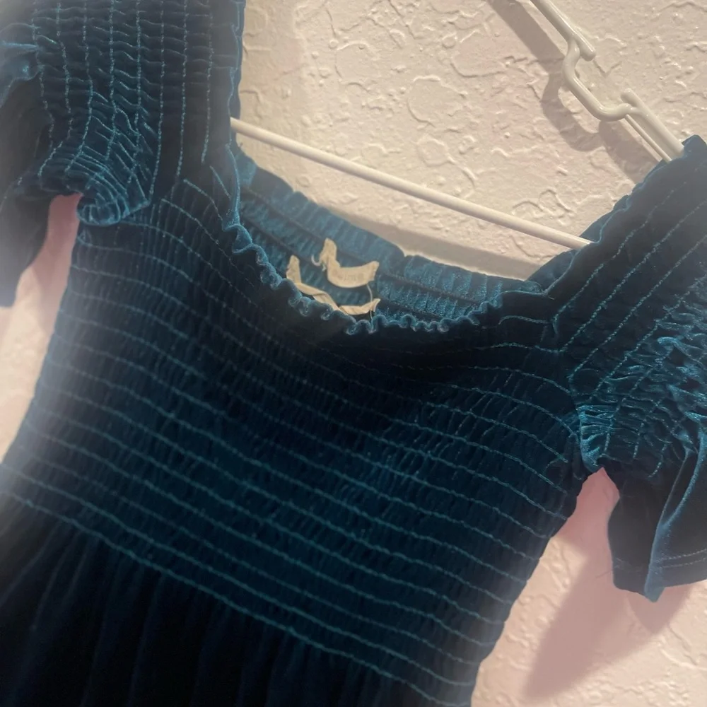 URBAN Outfitters Clara Off The Shoulder Velvet Smocked Dress